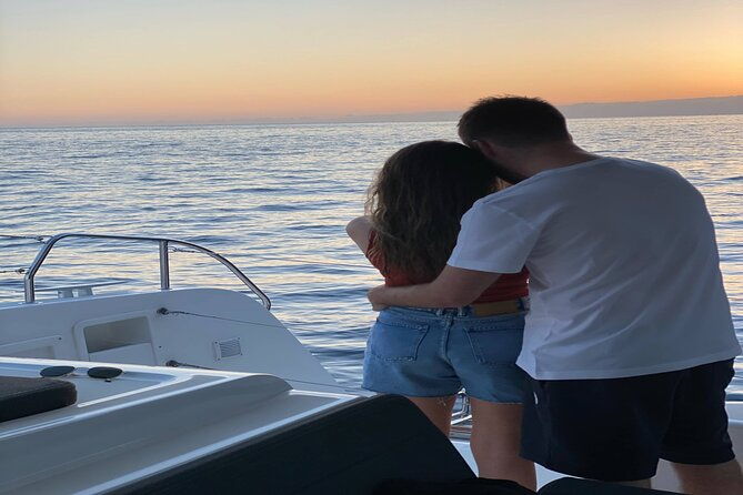 sunset-catamaran-tour-l-madeira-island