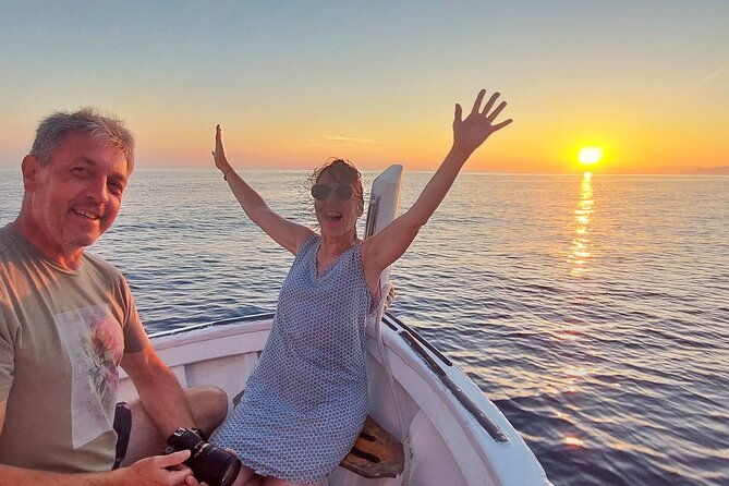 sunset-cinque-terre-boat-tour-with-a-traditional-ligurian-gozzo-from-monterosso