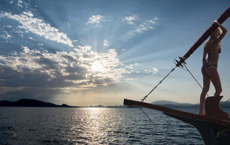 Sunset Cruise Athens Riviera  Half Day Swimming&BBQ onBoard - FAQ