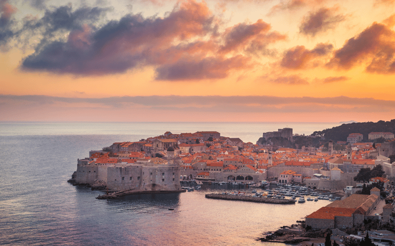 sunset-cruise-in-old-town-of-dubrovnik