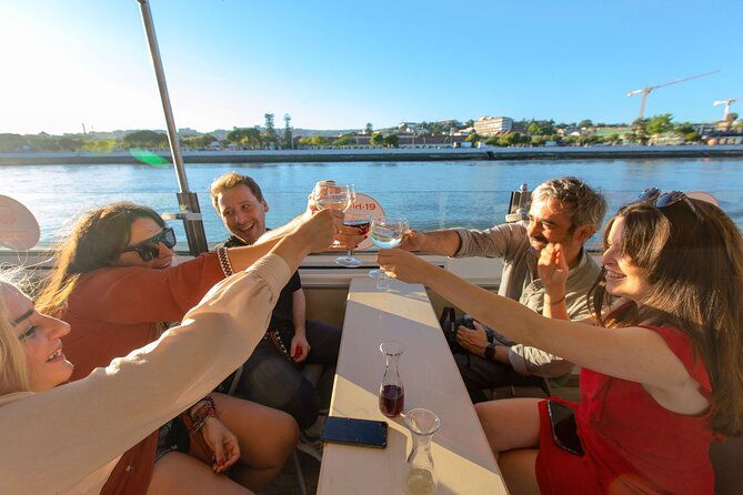 sunset-cruise-on-tagus-river-with-welcome-drink-included