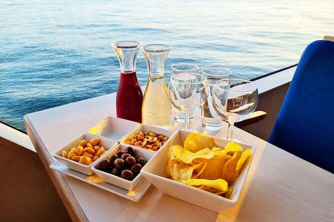 sunset-cruise-on-tagus-river-with-welcome-drink-included