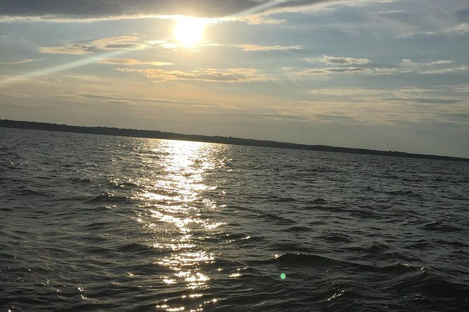 sunset-cruise-on-the-scenic-calming-chesapeake-bay