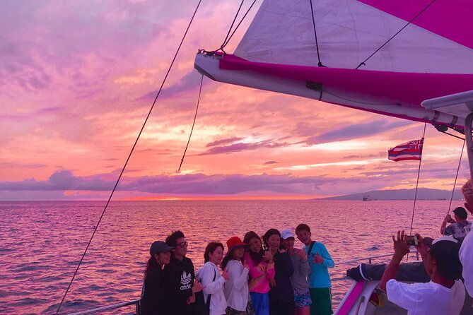 sunset-cruise-whale-watching-from-oahu