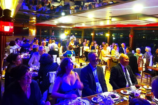 sunset-cruise-with-dinner-in-bosphorus