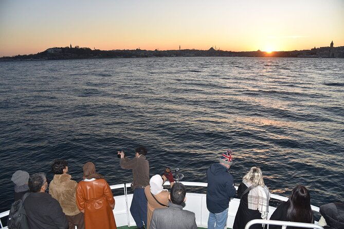 sunset-cruise-with-stop-along-asia-discover-istanbuls-bosphorus
