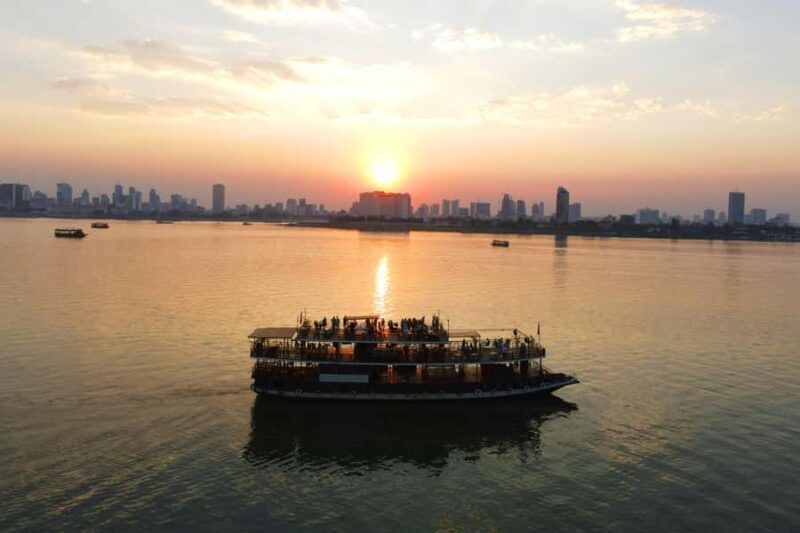 Sunset Cruise with Unlimited Beer & English Speaking Guide - An In-Depth Look at the Sunset Cruise Experience