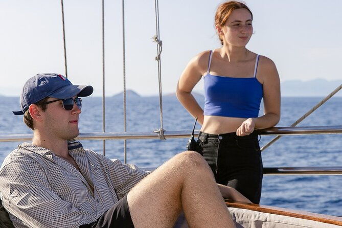 sunset-dinner-cruise-sunset-swim-drinks-and-dinner-onboard-2