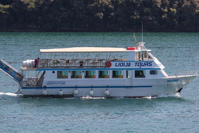 sunset-dolphin-watching-boat-tour-from-vrsar-2