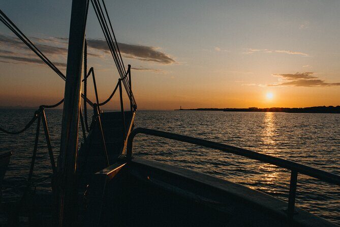 Sunset Experience | 2 hours boat trip at sunset time - What’s Included and What to Bring