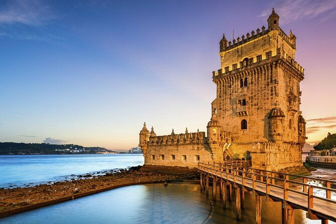 sunset-experience-lisbon-boat-cruise-with-music-and-a-drink