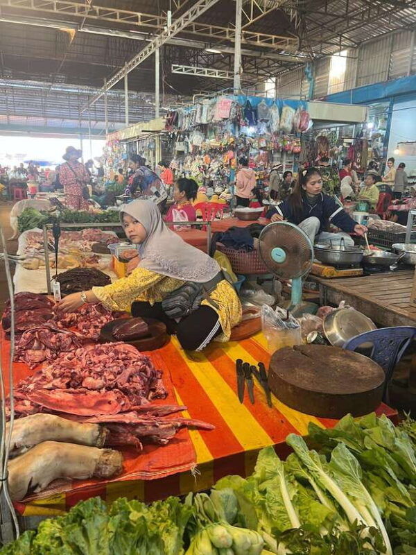 sunset-floating-village