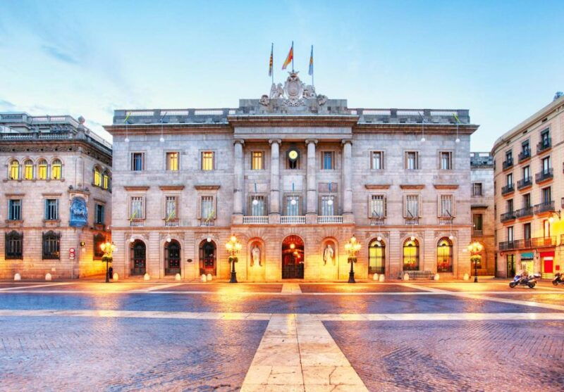 sunset-from-a-private-classic-yacht
