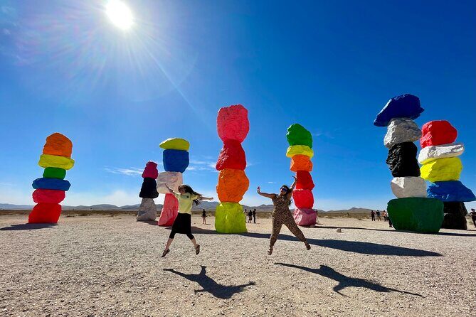 Sunset Hike and Photography Tour near Red Rock with Optional 7 Magic Mountains - Transport, Duration, and Group Size: What You Need to Know