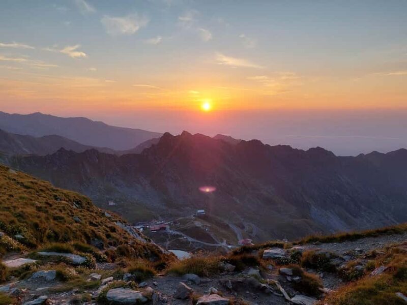 Sunset Hike on Transfgran: Buteanu & Capra glaciary lake - Sunset and the Return Journey
