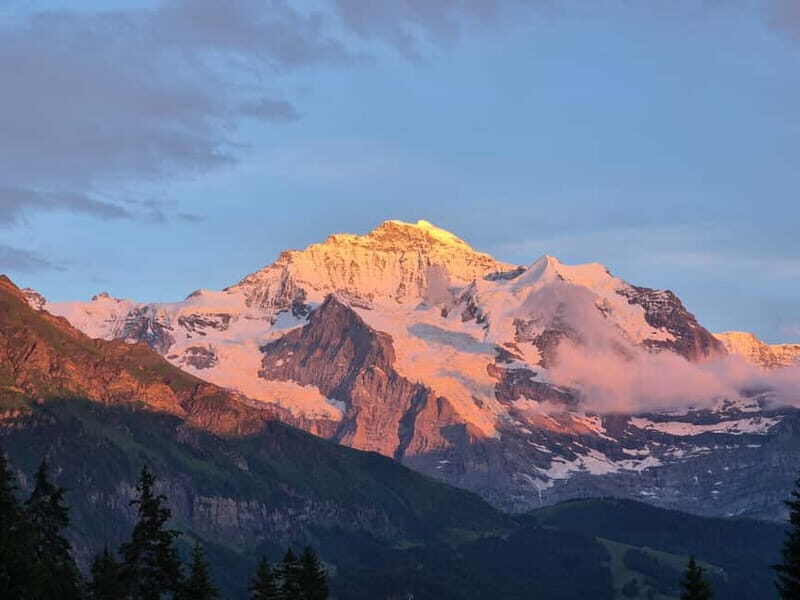 Sunset Hike with Cheese Fondue in Wengen - Key Points