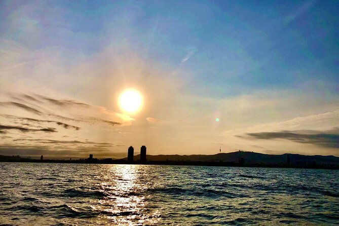 sunset-in-a-private-motor-yacht