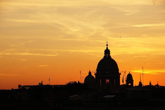 sunset-in-rome-sightseeing-and-piazzas-with-appetizer