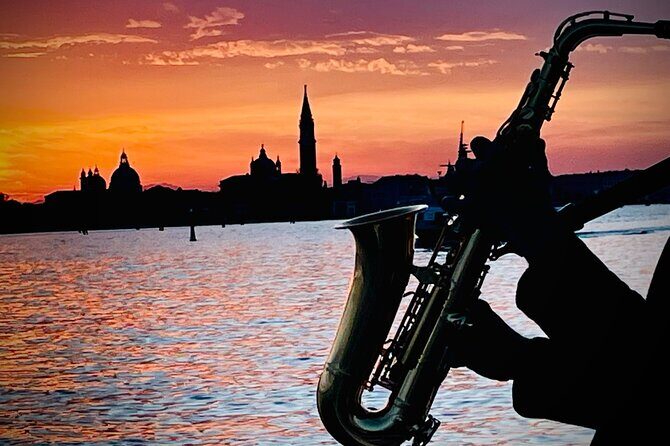 Sunset Jazz Cruise with Aperitivo and live Saxophone - An In-Depth Look at the Experience