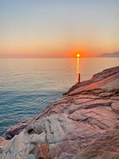 Sunset kayak/Sup tour - Lukova tiny caves and Secret beaches - What’s Included and What to Bring