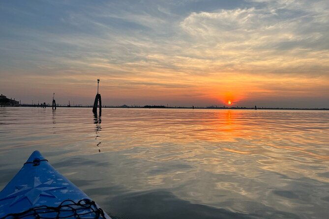 sunset-kayak-tour-in-venice-discovering-the-citys-canals