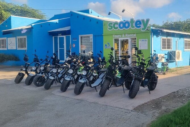 sunset-night-island-tour-in-aruba-on-electric-scooter
