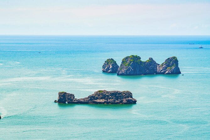 Sunset on Lan Ha Bay to Viet Hai Village to Viewpoint Ha Long Bay - The Experience: What Travelers Can Expect