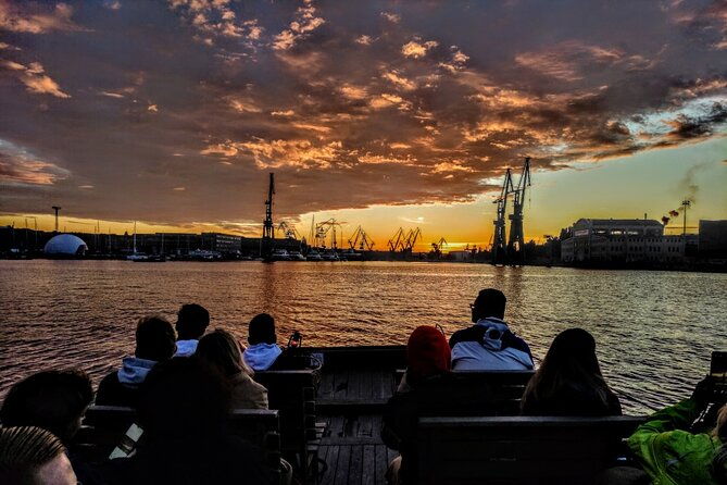 sunset-on-the-shipyard-and-old-town-evening-cruise