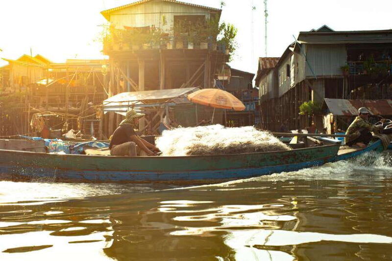 sunset-over-the-tonle-sap-lake-and-visit-floating-village