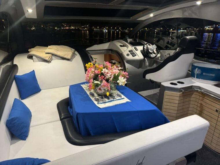 sunset-panoramic-cruise-with-drinks-and-nighttime-dip