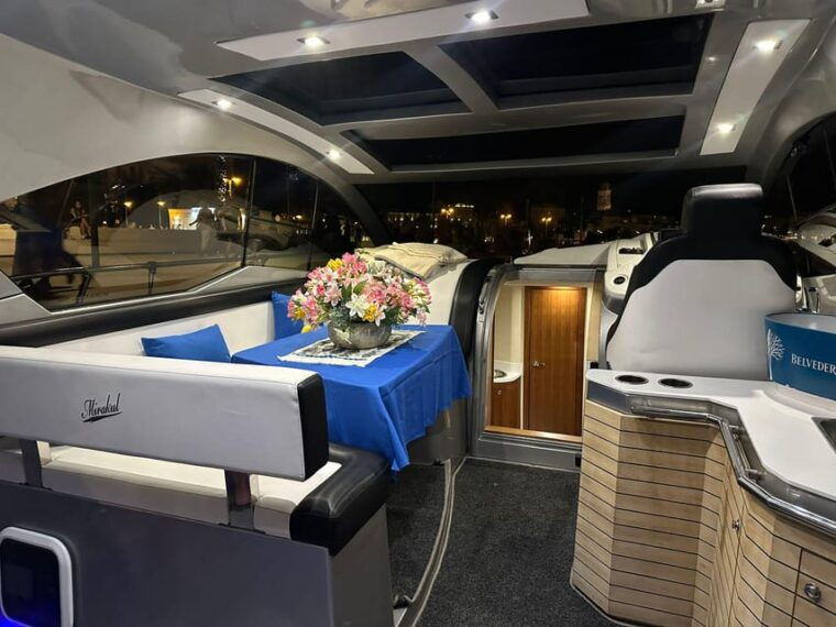 sunset-panoramic-cruise-with-drinks-and-nighttime-dip