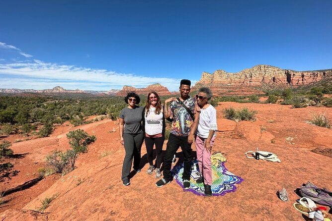 sunset-reiki-breathwork-and-sound-healing-at-bell-rock-in-sedona