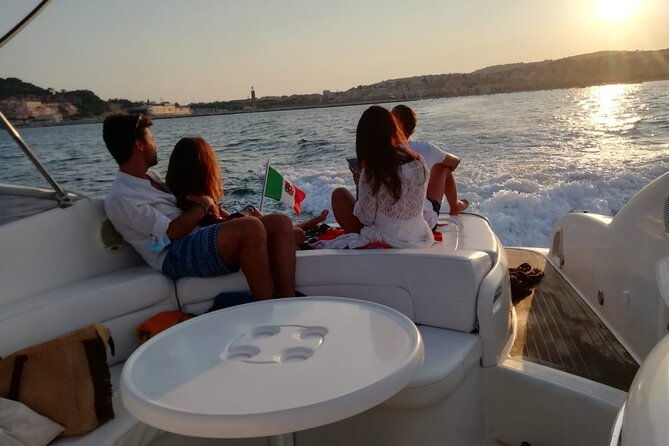sunset-romantic-escape-with-aperitif