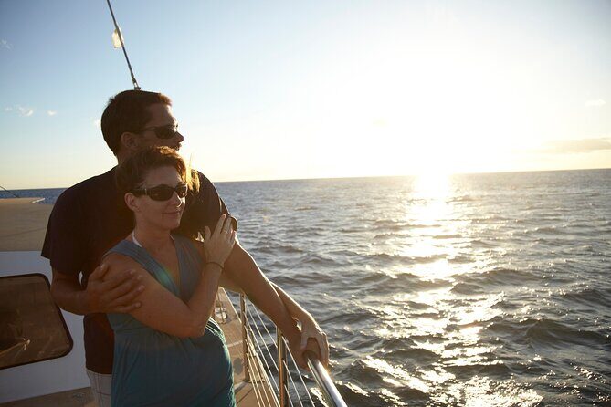 Sunset Sail Experience at Kona from Honokohau - A Relaxing Escape on the Kona Coast