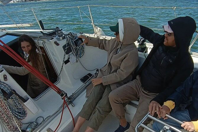 sunset-sailing-boat-trip-in-lisbon-with-snacks