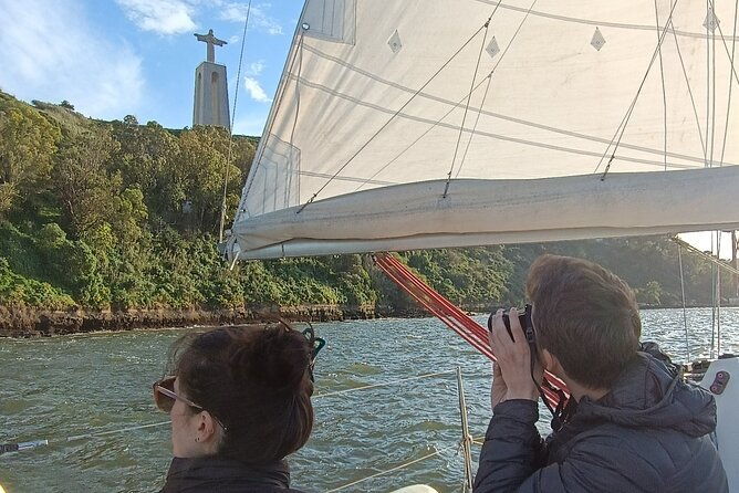 sunset-sailing-boat-trip-in-lisbon-with-snacks