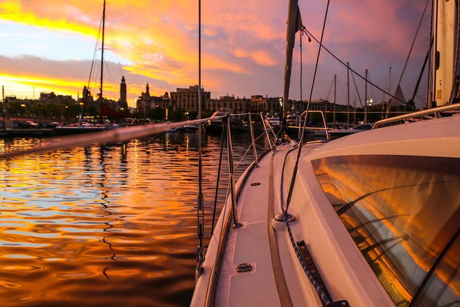 sunset-sailing-experience-with-live-sax-music-in-barcelona