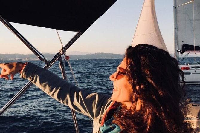 sunset-sailing-small-group-experience-with-live-spanish-guitar