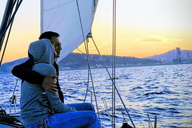 sunset-sailing-small-group-experience-with-live-spanish-guitar