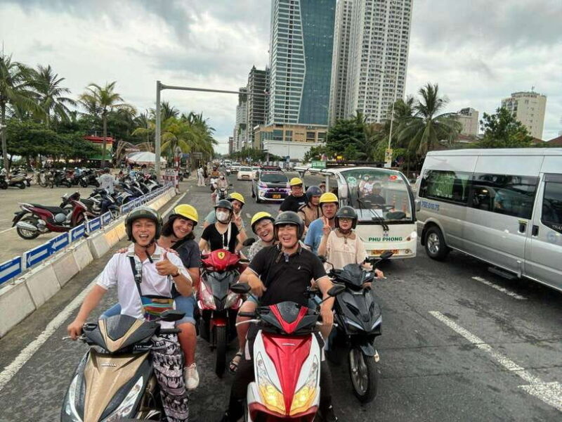 Sunset Sightseeing Cruise On Han River With Tien Sa Show - An Overview of the Experience