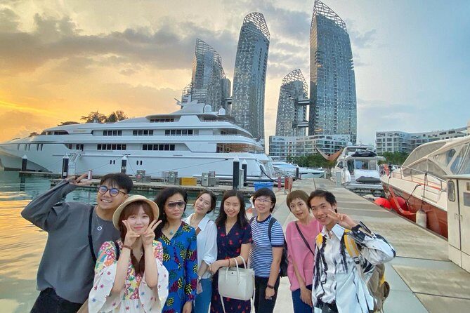 Sunset & Skyline Happy Hour Yacht Cruise - Key Points