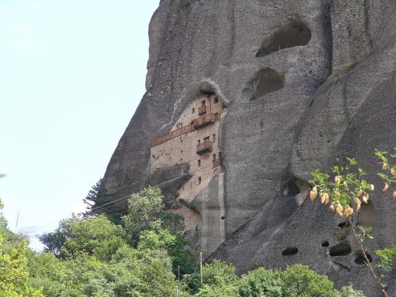 Sunset Tour in Meteoras Stone Forest with Greek Dinner - FAQ