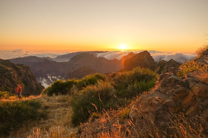 sunset-tour-pico-do-areiro-half-day-4x4-tour