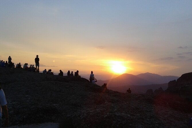 sunset-tour-to-meteora-with-photo-stops