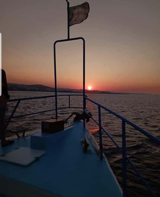 Sunset trip to blue lagoon with pizza buffet and champaine. - Who Would Love This?