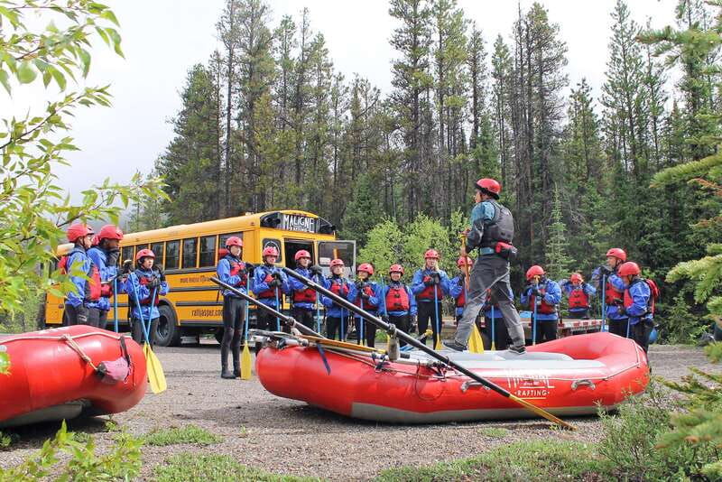 sunwapta-challenge-whitewater-rafting-in-jasper