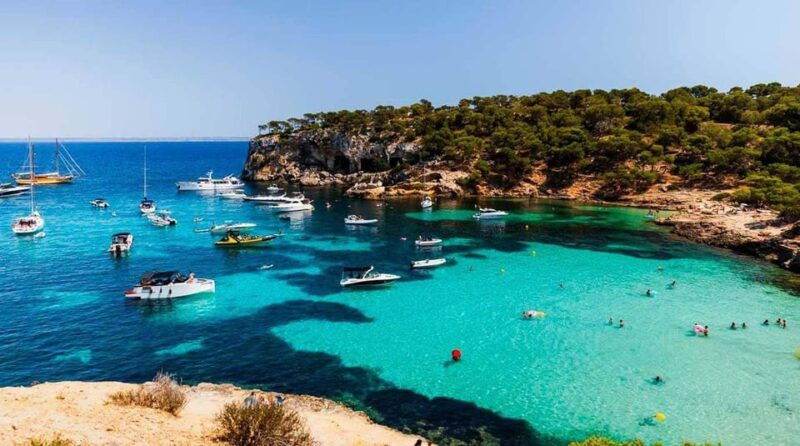 sup-snorkel-experience-beach-cave-of-portal-vells