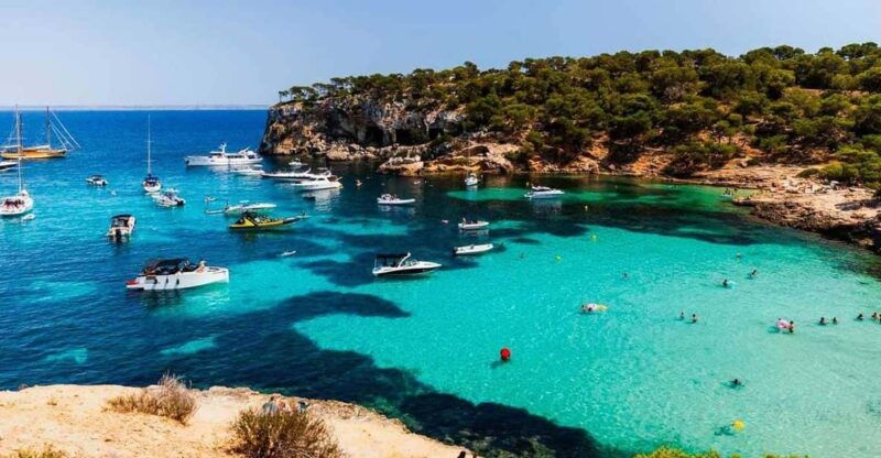 sup-snorkel-experience-beach-cave-of-portal-vells