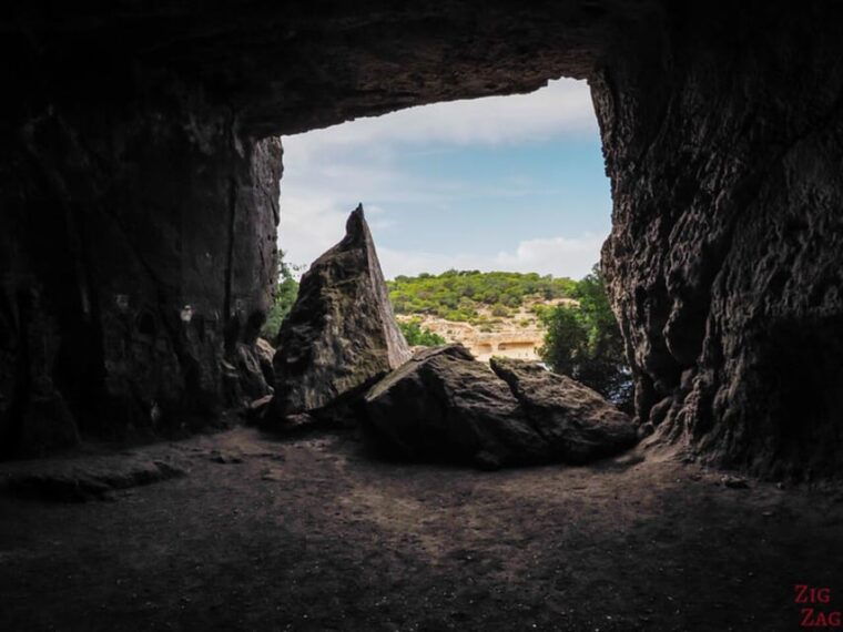 sup-snorkel-experience-beach-cave-of-portal-vells
