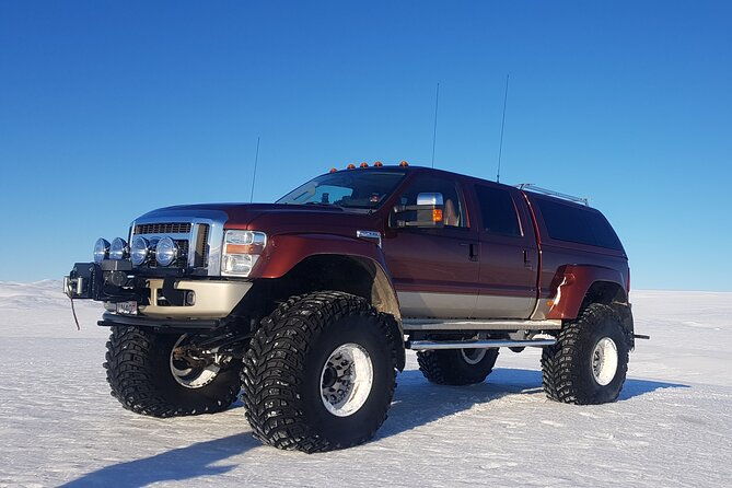 super-jeep-glacier-tour-on-vatnajokull